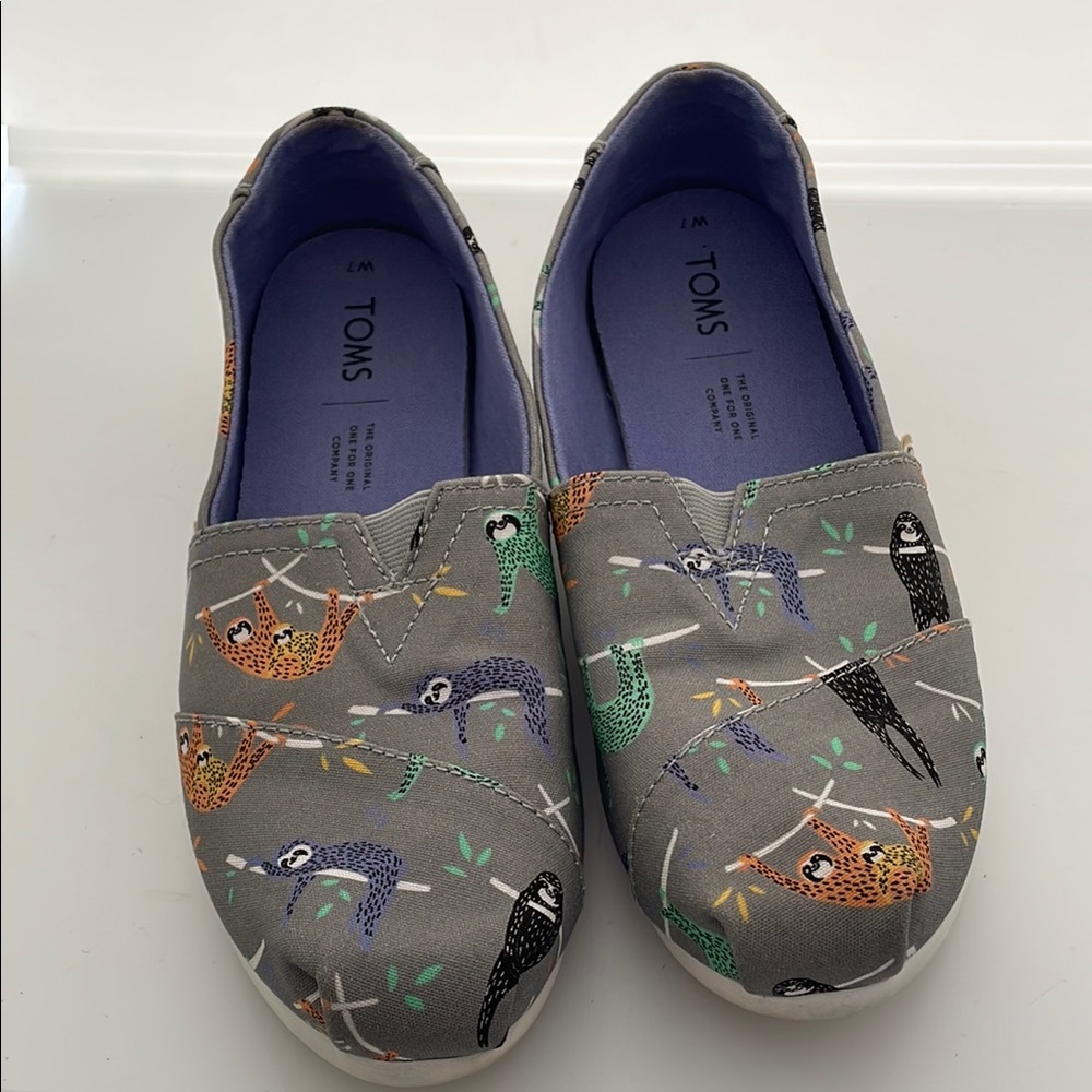 Toms Sloth Grey Slip On Shoes 7